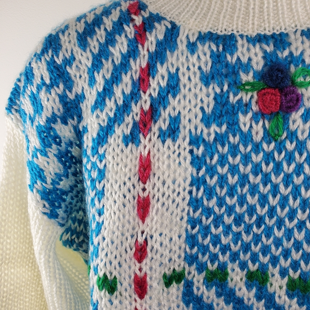 80s Vintage Womens Sweater White Blue Pink Green Geometric Flowers Size Medium - Picture 5 of 7